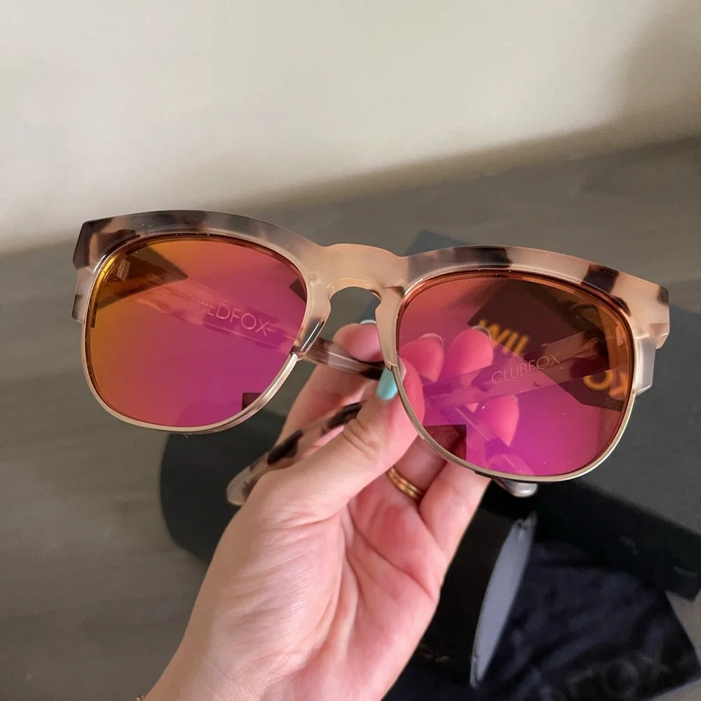 Wild fox 'Club Fox' 52mm Sunglasses - Picture 5 of 11